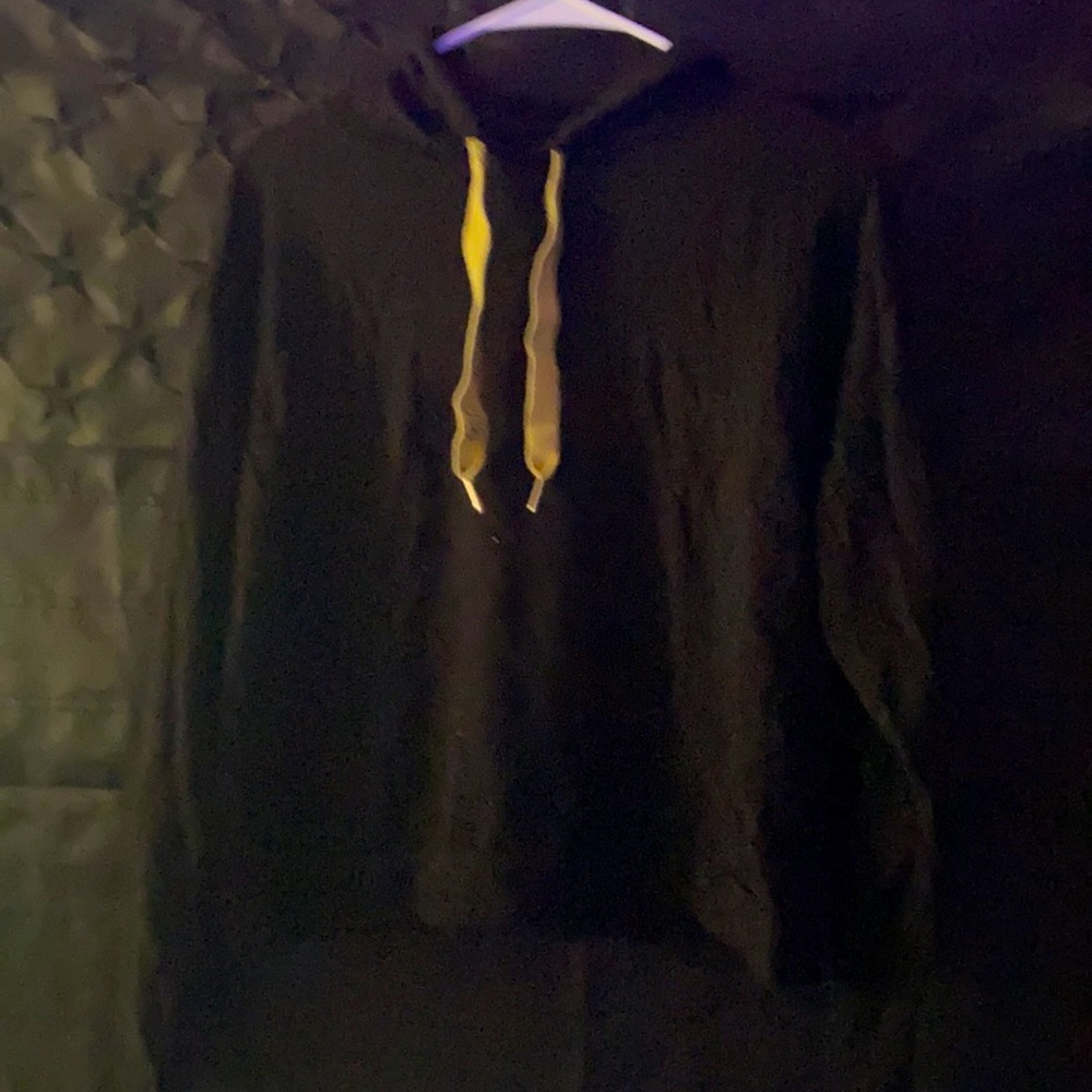 EXTRA SWEATSHIRT